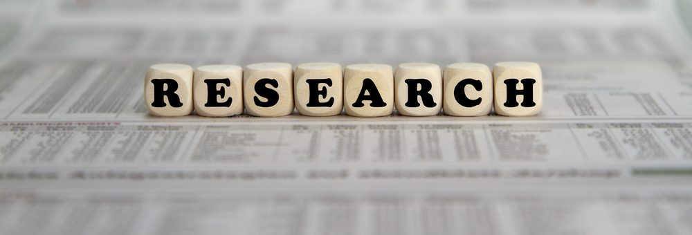 Wooden Cubes Saying RESEARCH